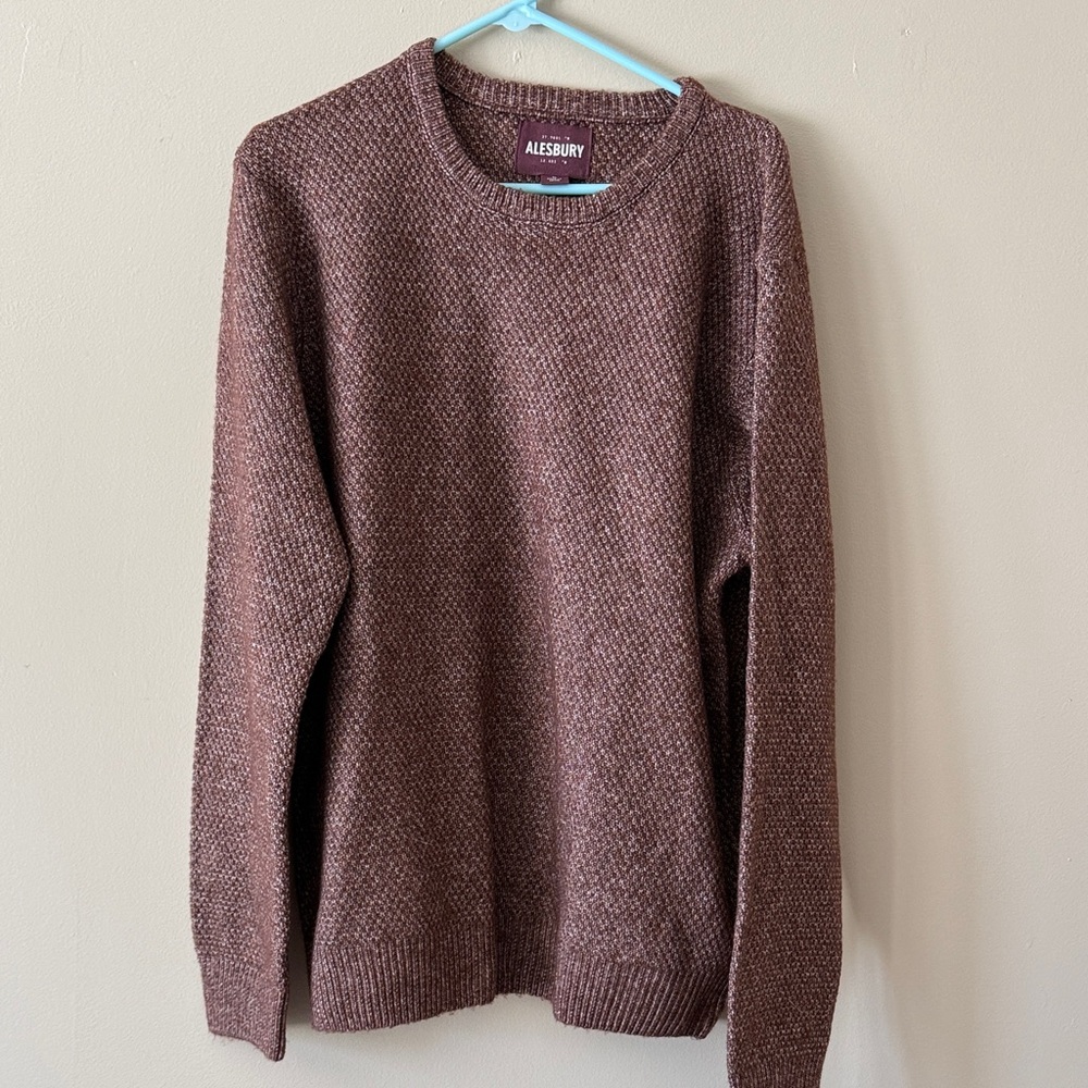 Alesbury Men's Textured Brown Crewneck Sweater